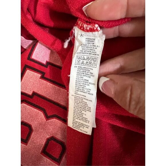 Hardwood Classics NBA Hoodie Womens Size Large Red Chicago Bulls Cropped Hoodie - Picture 4 of 8